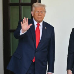 Bukele afirma en la Casa Blanca que no liberará a Kilmar Abrego García, el hombre deportado por error a El Salvador Bukele afirma en la Casa Blanca que no liberará a Kilmar Abrego García, el hombre deportado por error a El Salvador